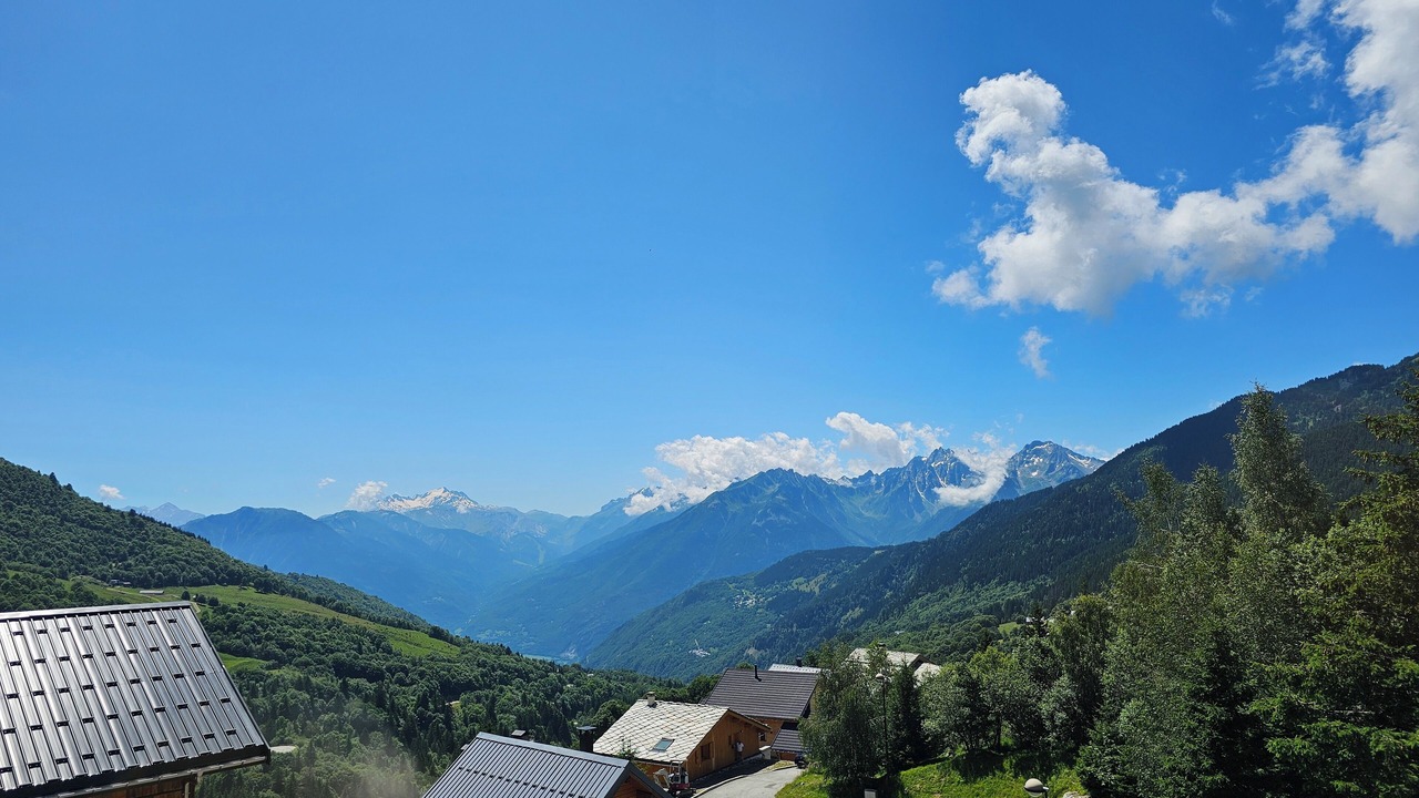Photo of Others in Montgellafrey