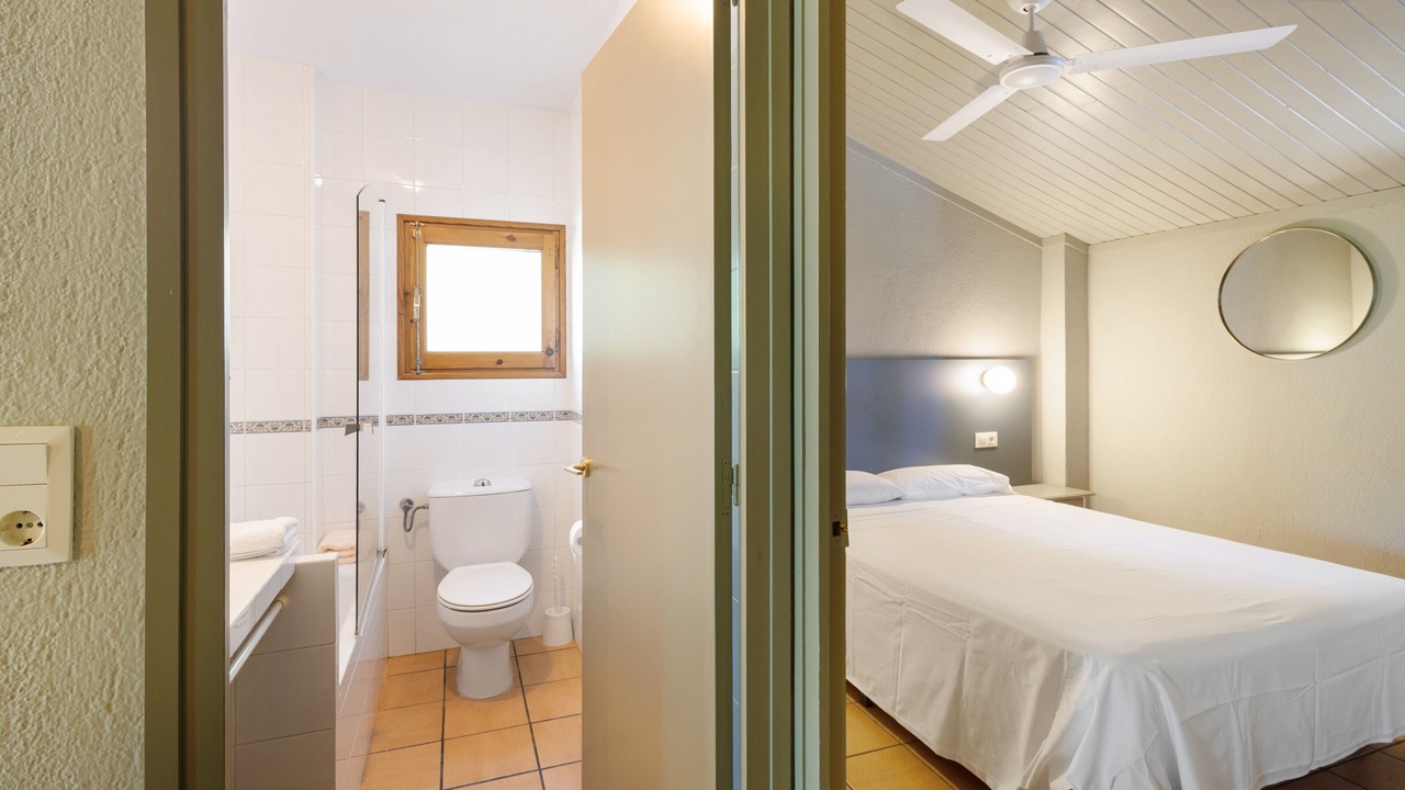 Photo of Bathroom in Lladurs