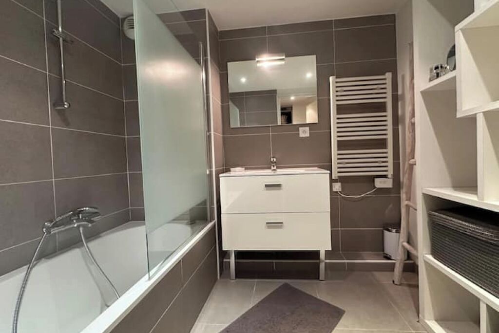 Photo of Bathroom in Saint-Etienne-de-Tinee