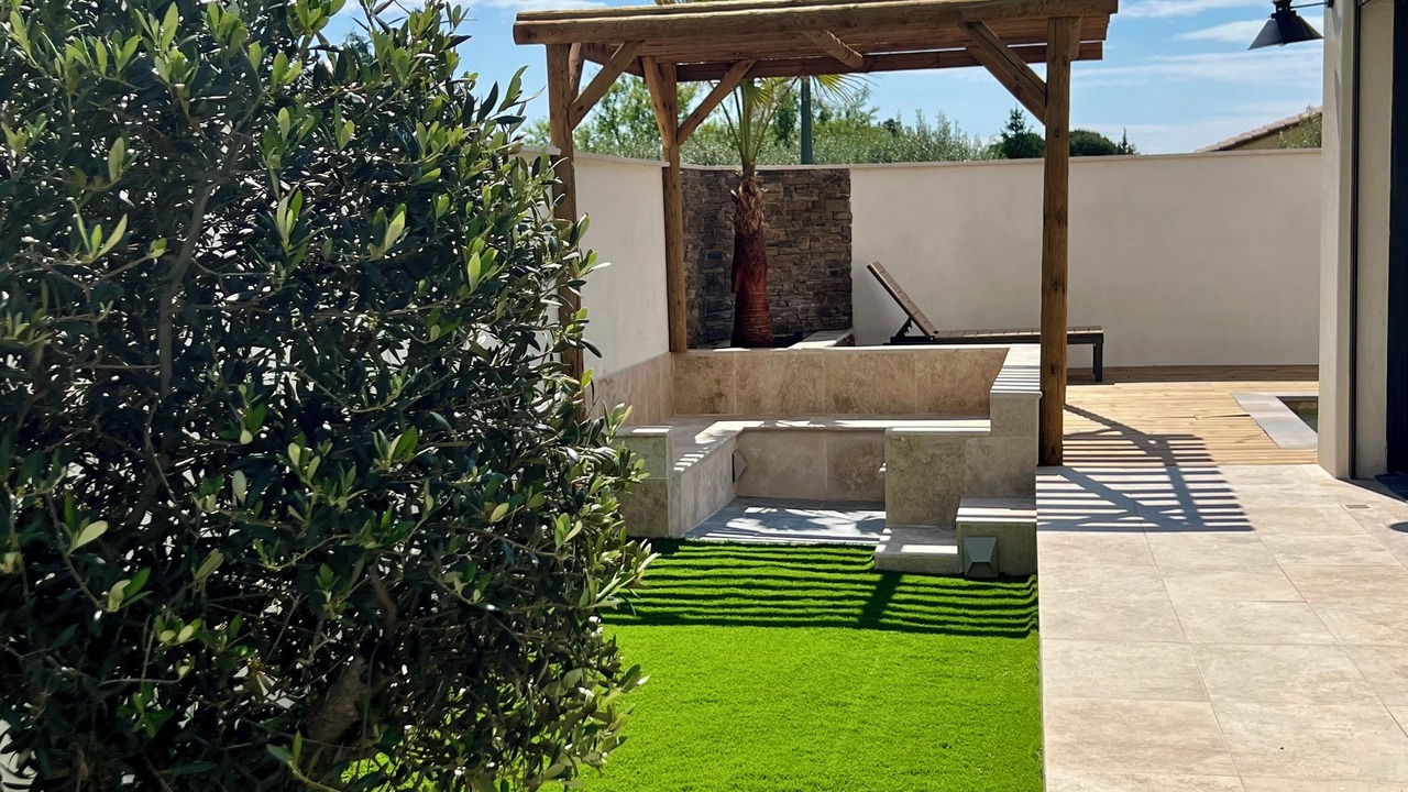 Photo of Patio Balcony in Charleval