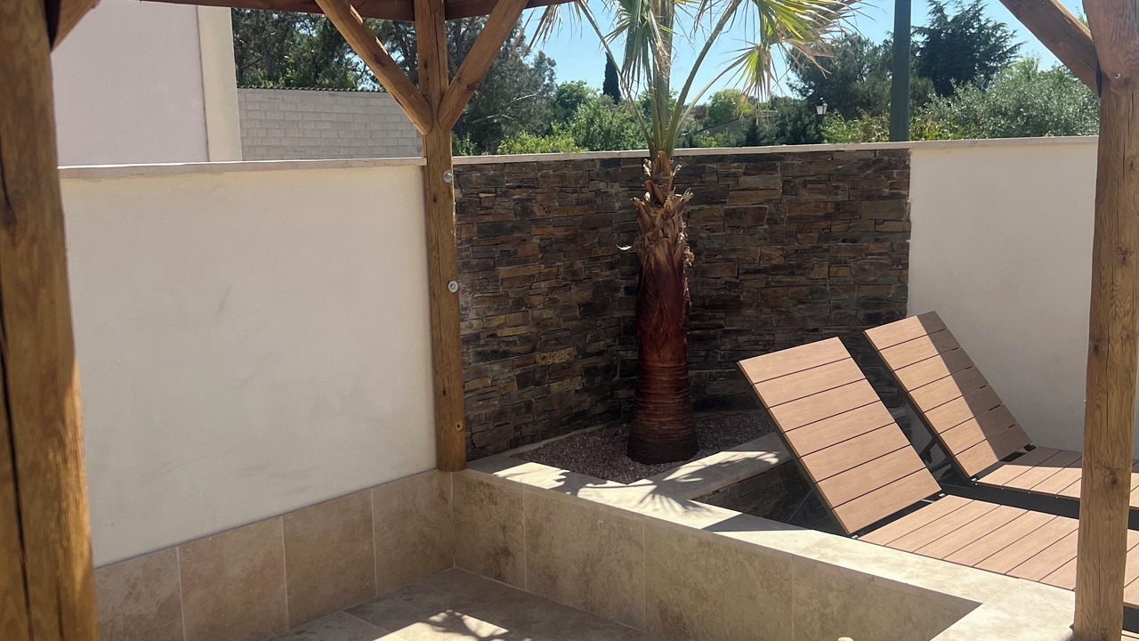 Photo of Outdoor in Charleval