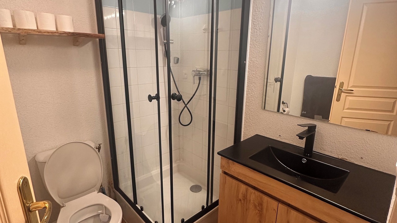 Photo of Bathroom in La Joue du Loup