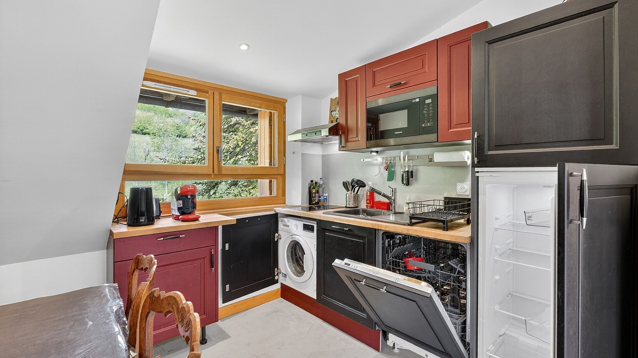 Photo of Kitchen in Entraunes