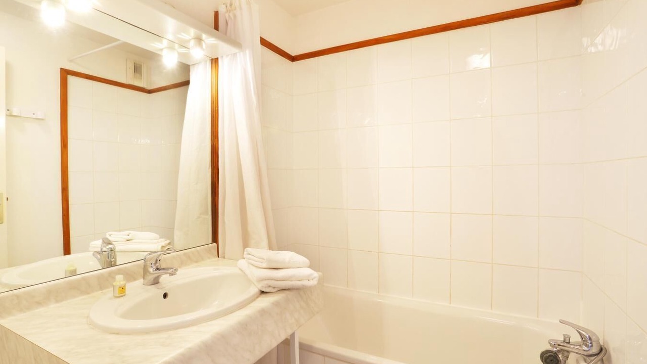 Photo of Bathroom in Peyragudes