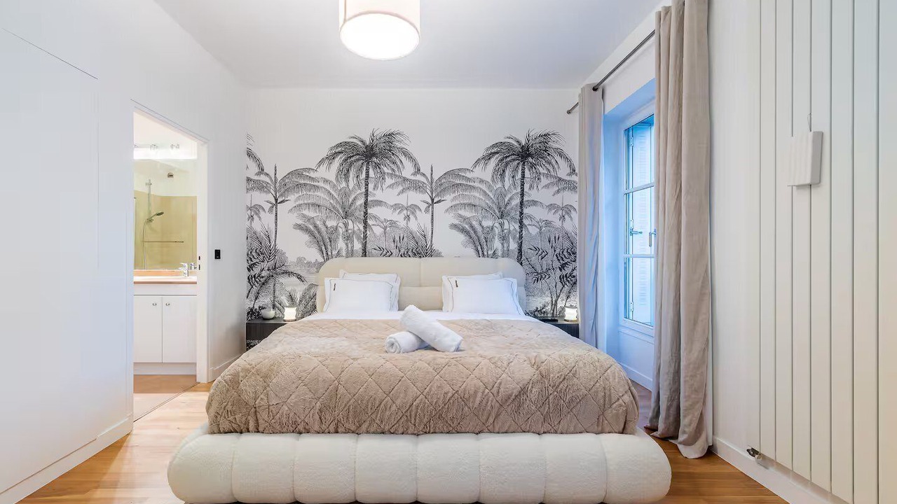Photo of Bedroom in 7th Arrondissement