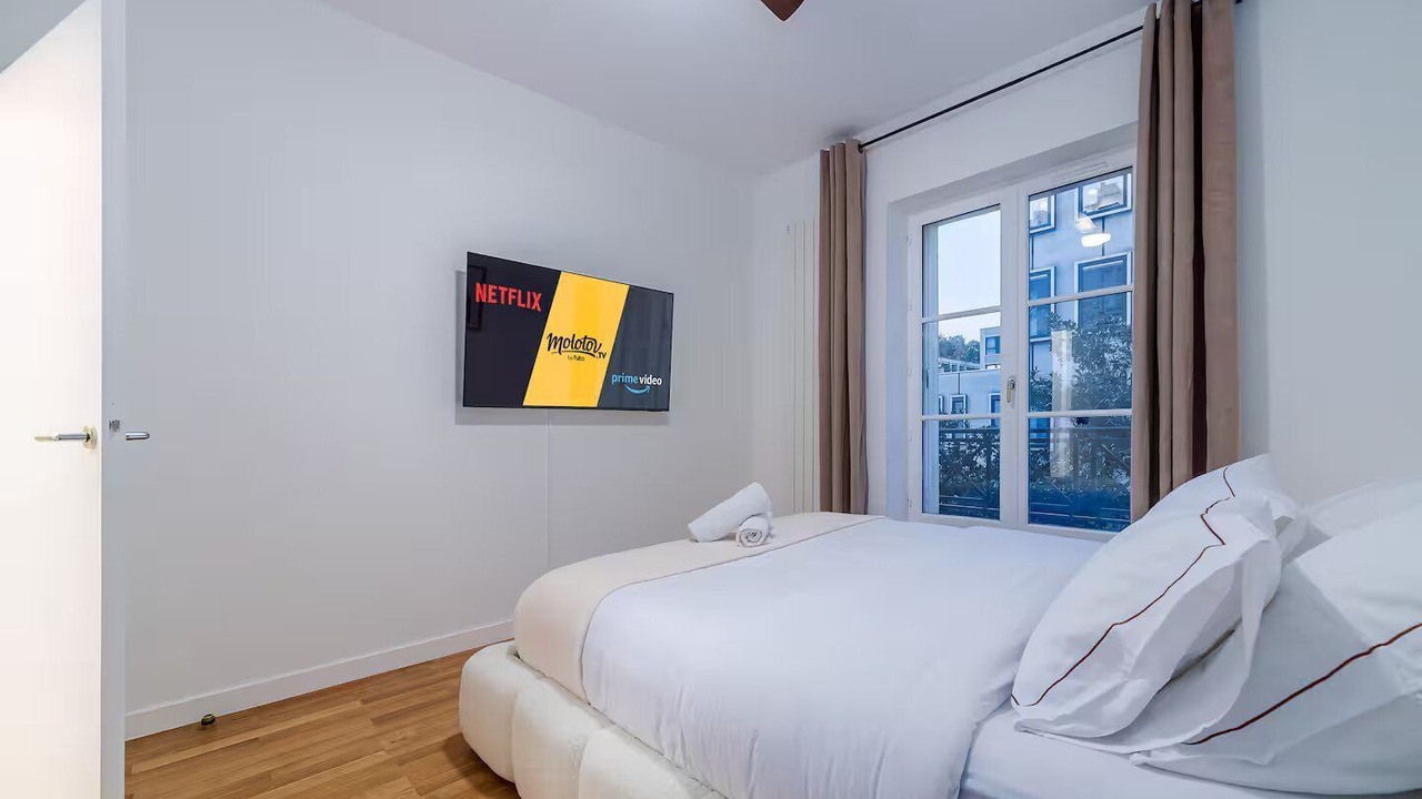 Photo of Bedroom in 7th Arrondissement