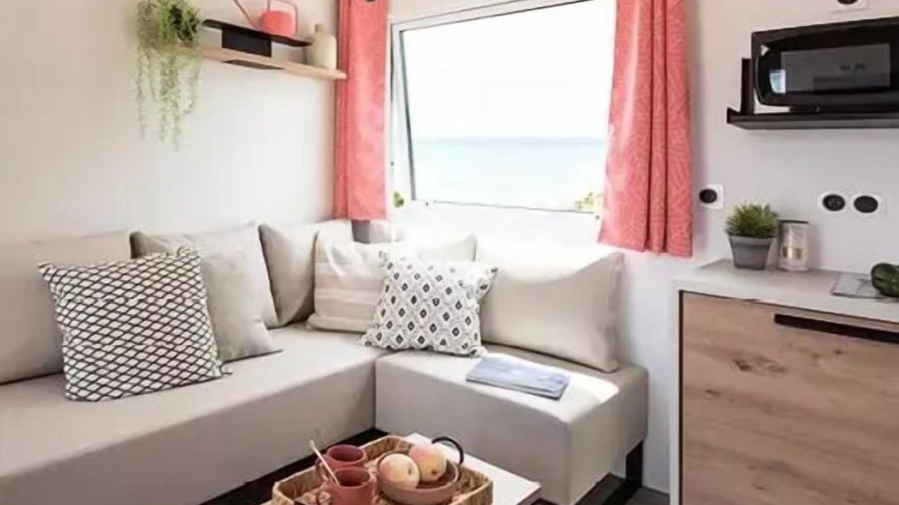 Photo of Livingroom in Savignac-les-Ormeaux