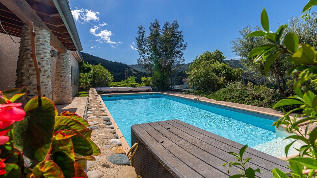 Photo of Outdoor in Saint-Fortunat-sur-Eyrieux