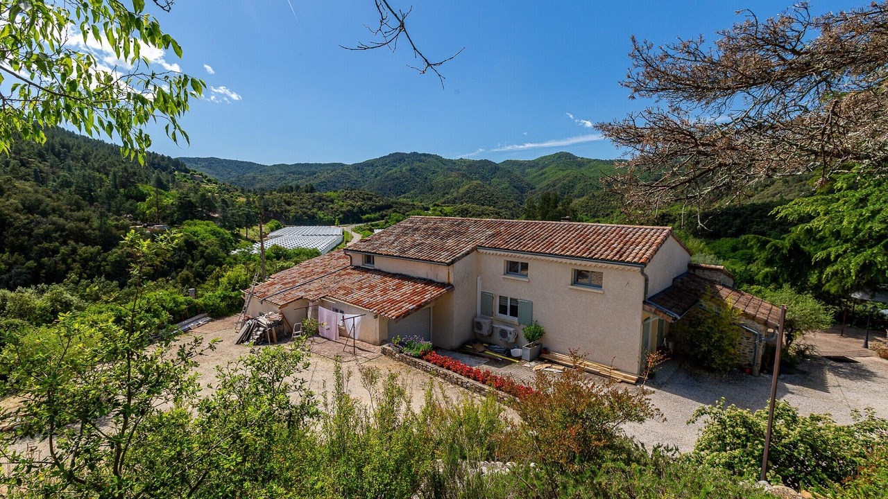Photo of Outdoor in Saint-Fortunat-sur-Eyrieux