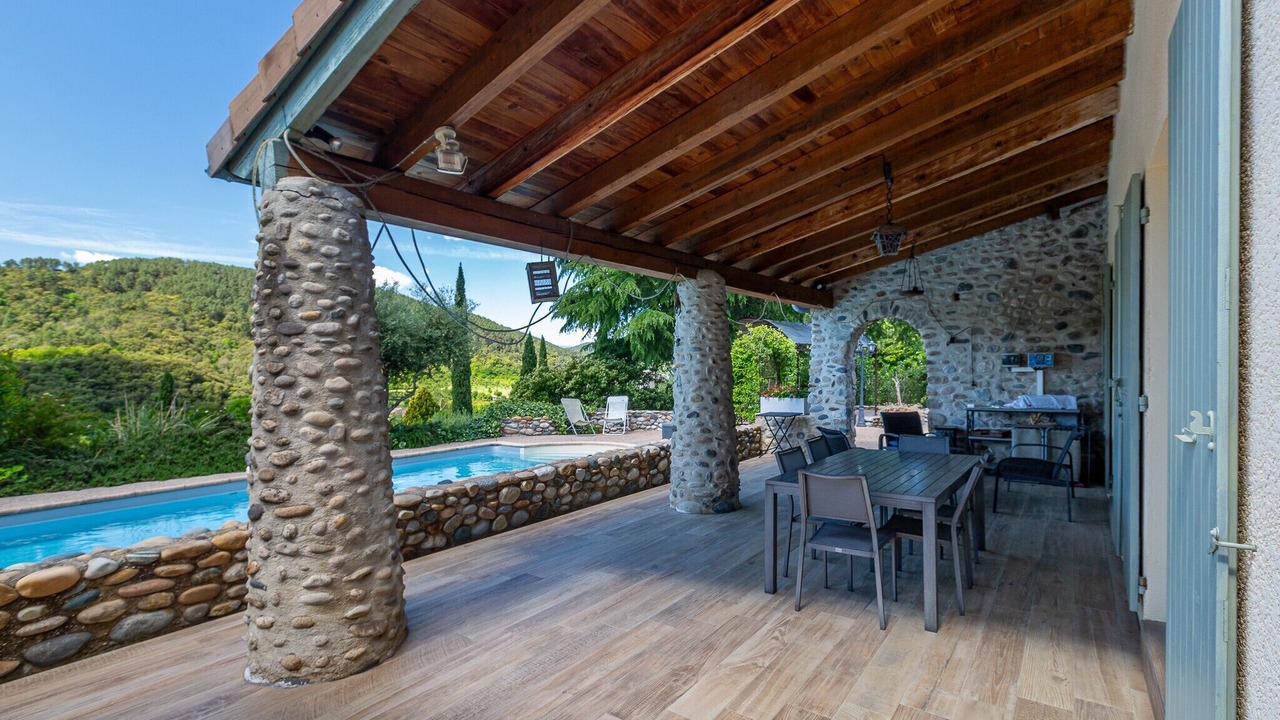 Photo of Outdoor in Saint-Fortunat-sur-Eyrieux