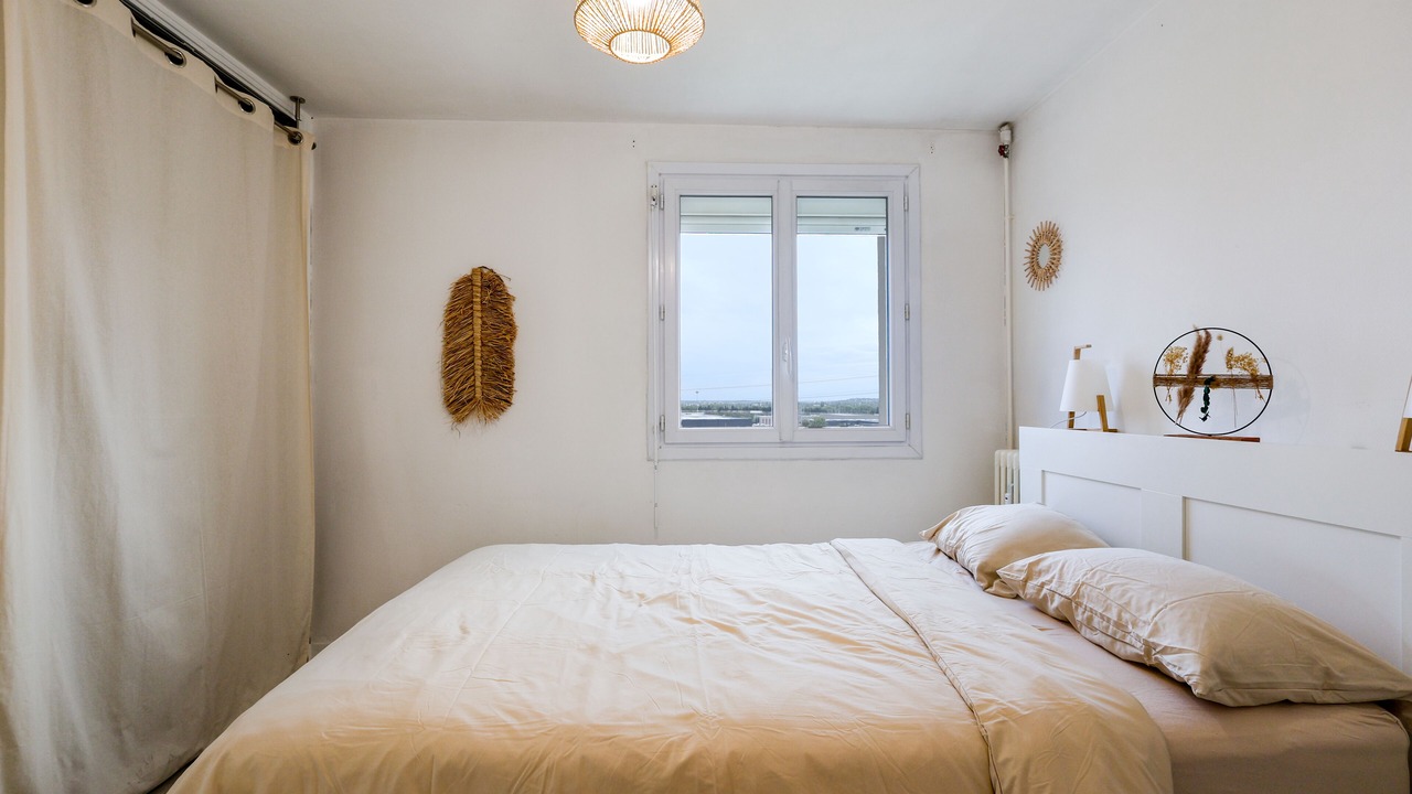 Photo of Bedroom in Alfortville