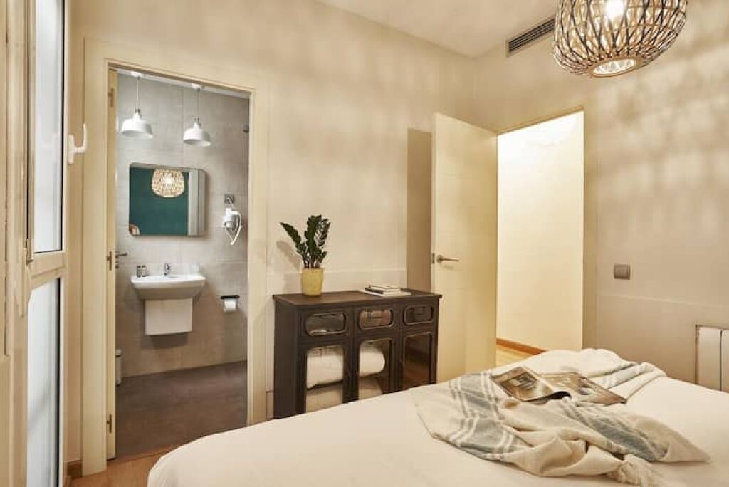Photo of Bedroom in Sants
