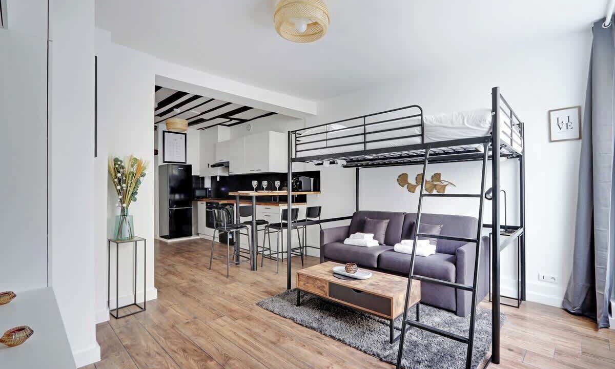 Photo of Livingroom in Butte-aux-Cailles