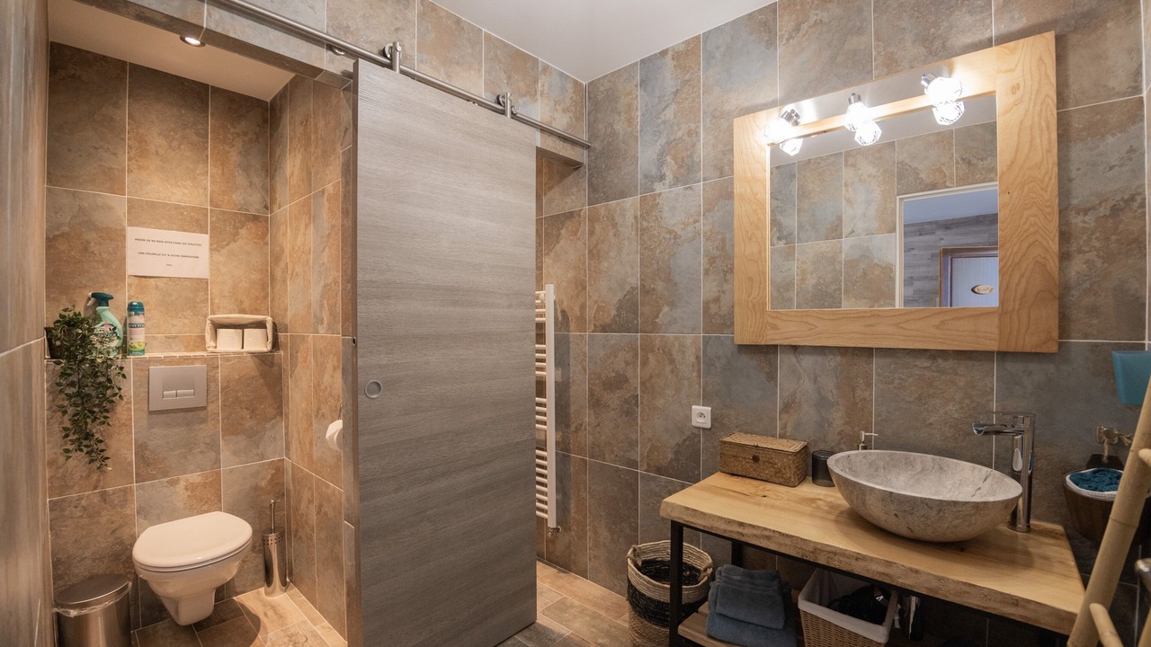 Photo of Bathroom in Plantades