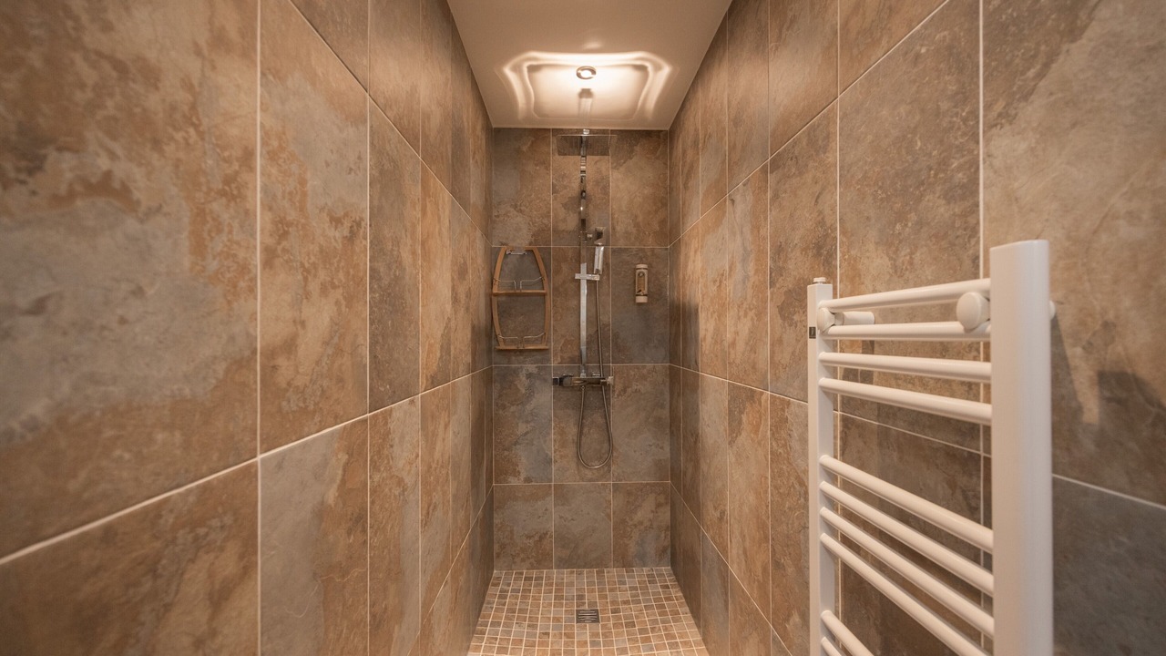 Photo of Bathroom in Plantades