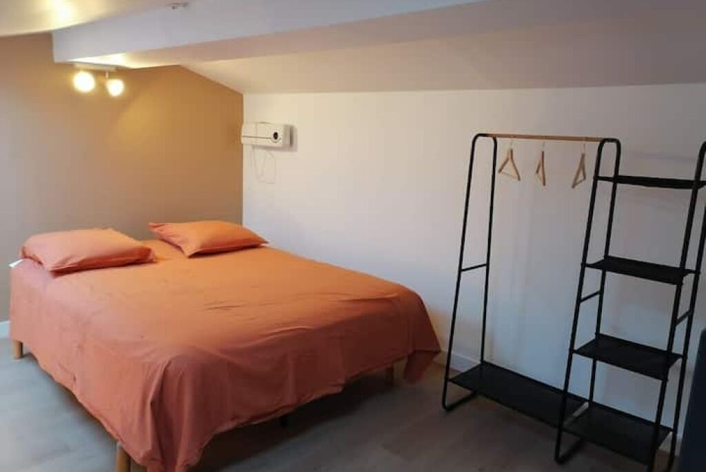 Photo of Bedroom in Floirac