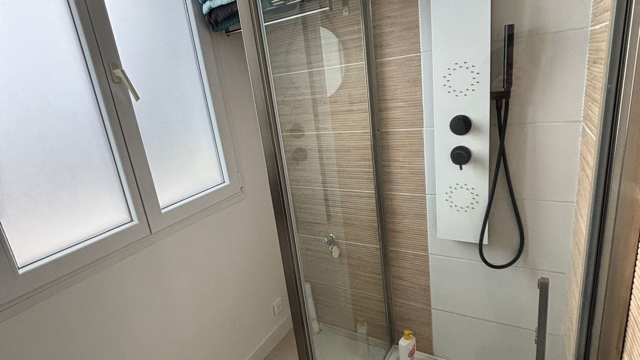 Photo of Bathroom in Floirac