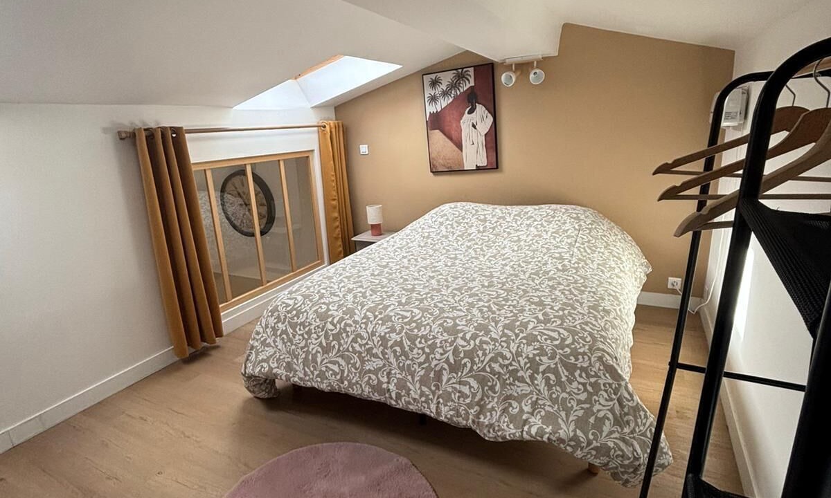 Photo of Bedroom in Floirac
