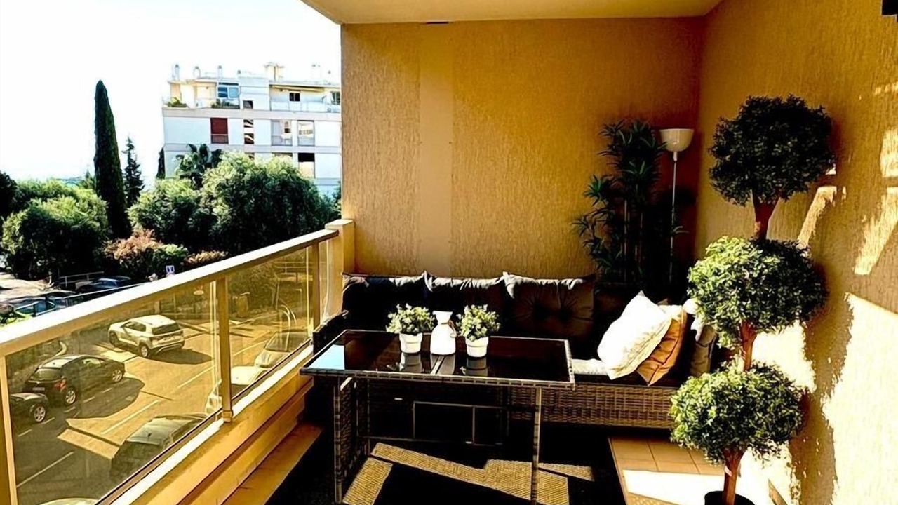 Photo of Outdoor in La Madeleine
