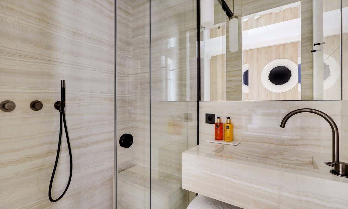Photo of Bathroom in Les Halles