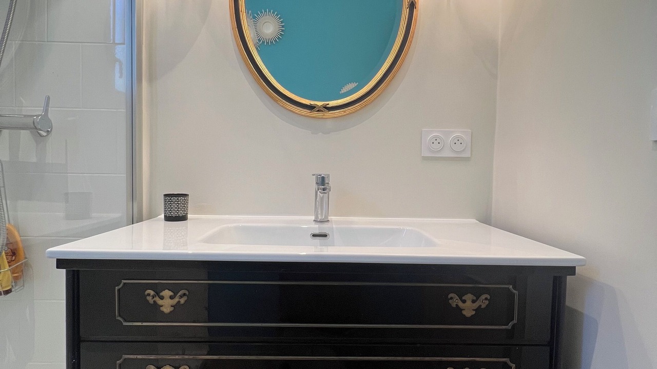 Photo of Bathroom in Saint-Roch