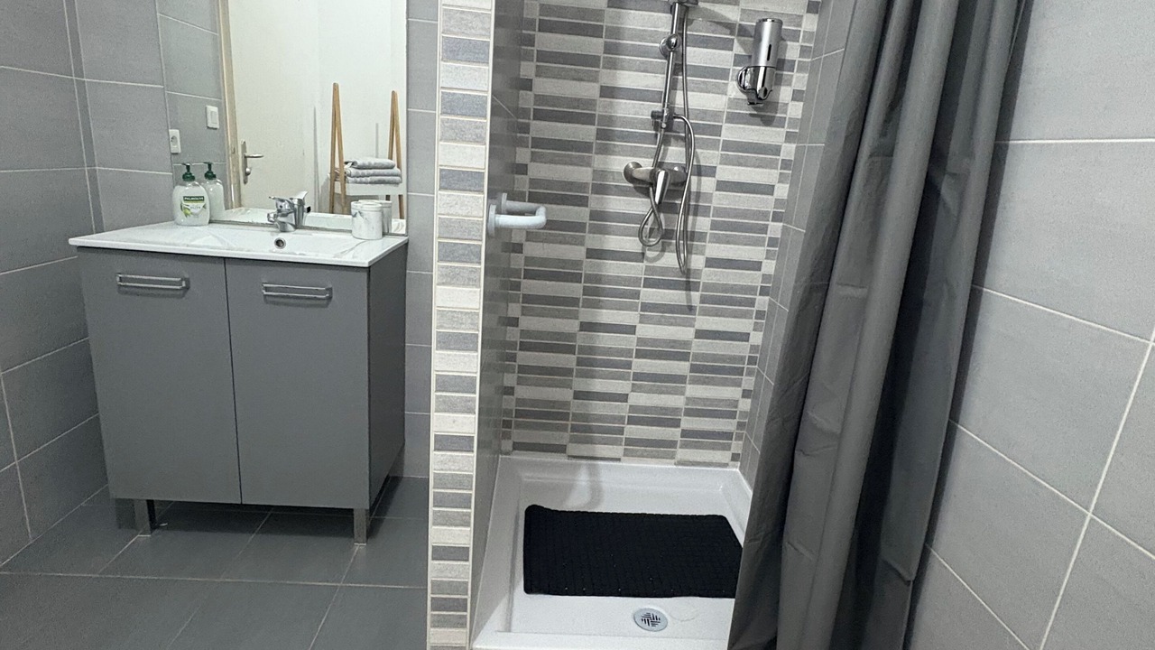 Photo of Bathroom in Bouliac