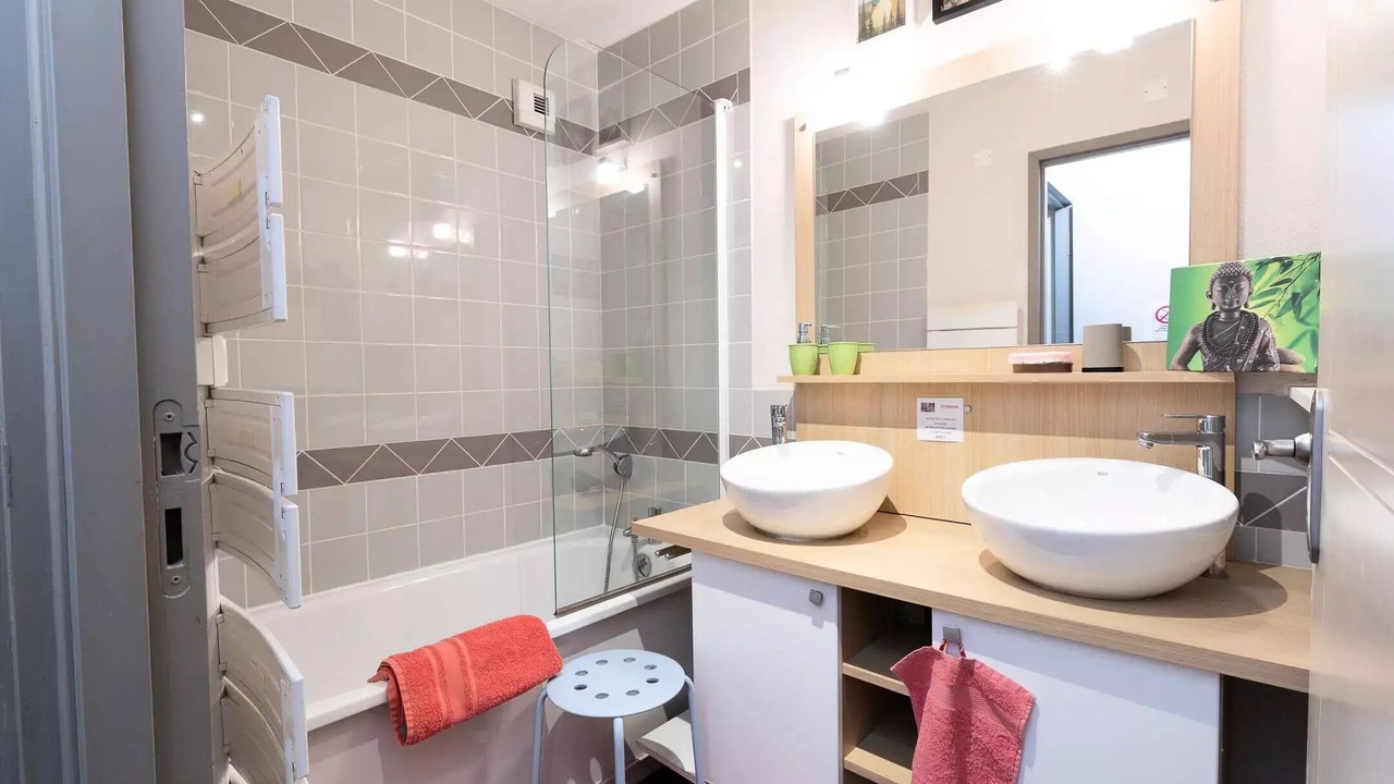 Photo of Bathroom in Sers