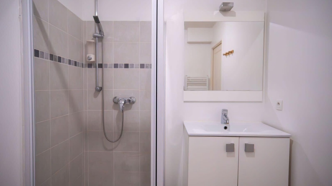 Photo of Bathroom in Saint-Roch