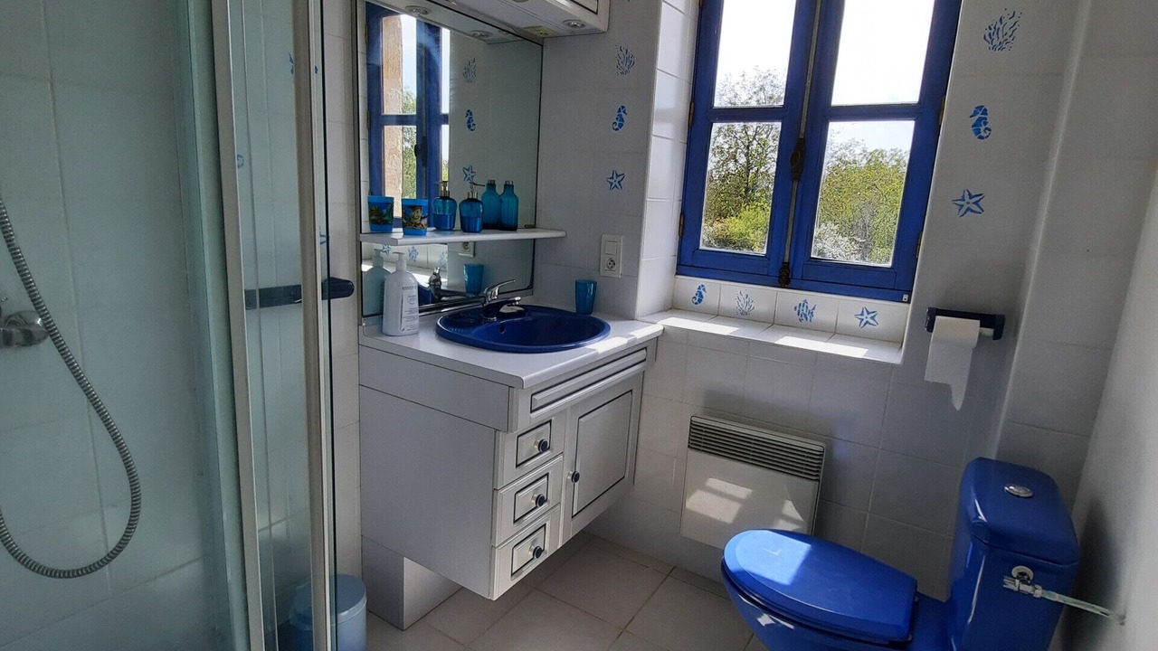 Photo of Bathroom in Flaujac-Gare
