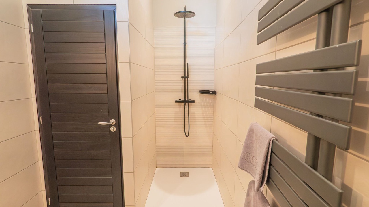 Photo of Bathroom in Saint-Affrique