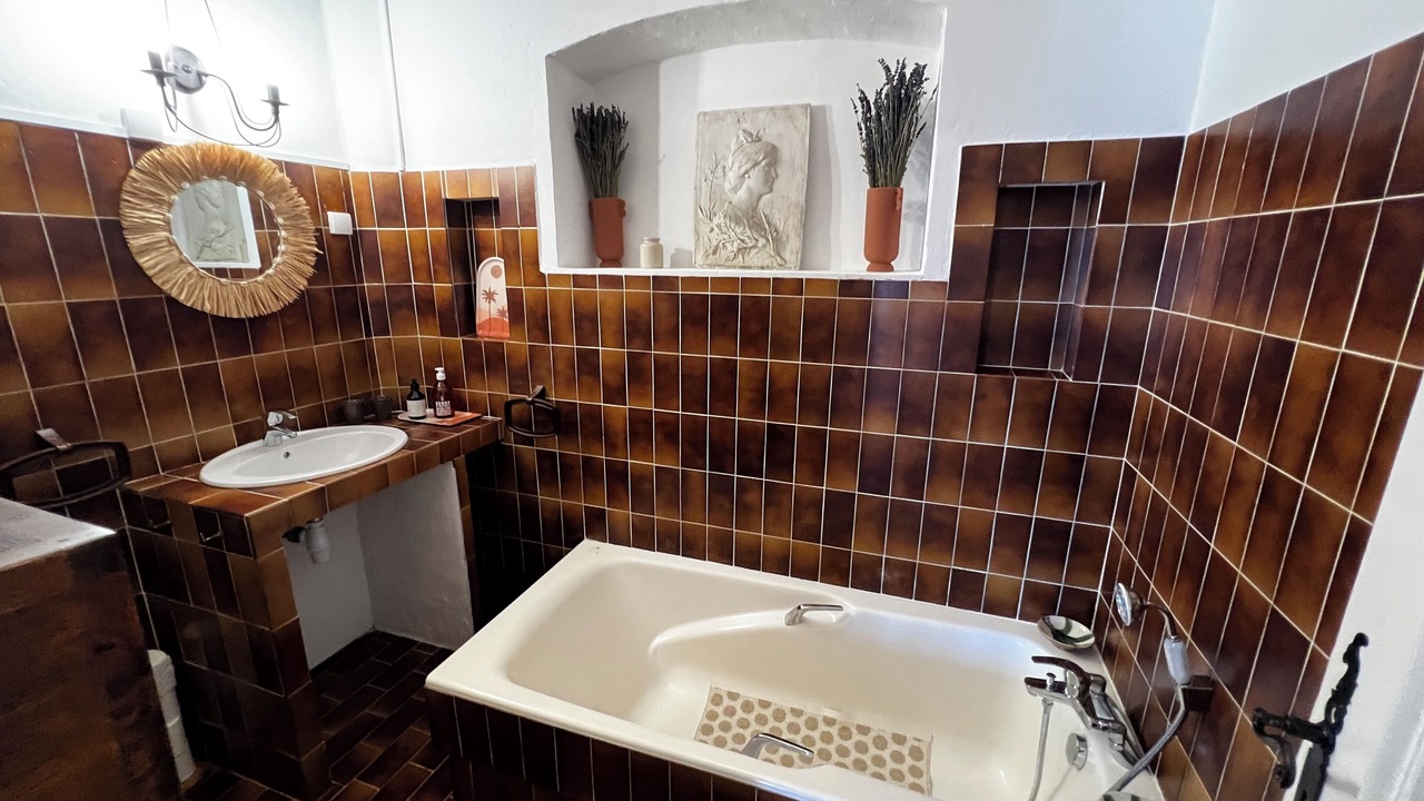 Photo of Bathroom in Antheor
