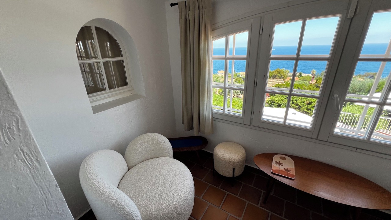 Photo of Livingroom in Antheor