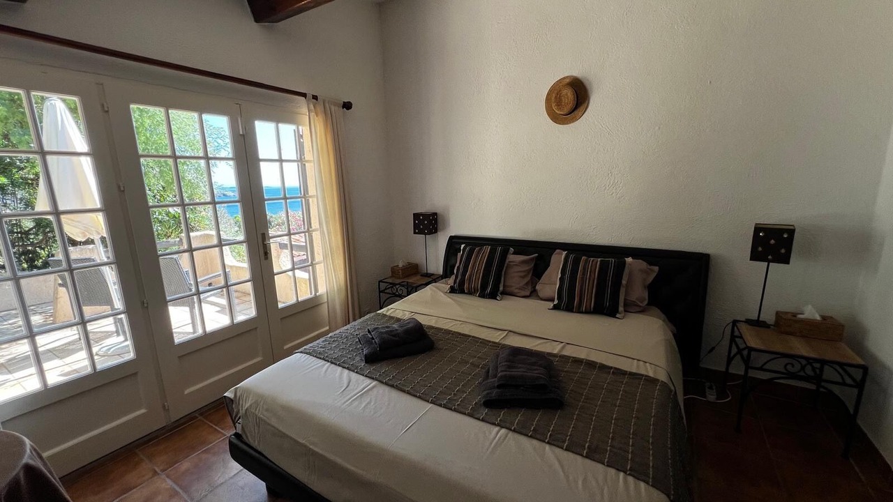 Photo of Bedroom in Antheor