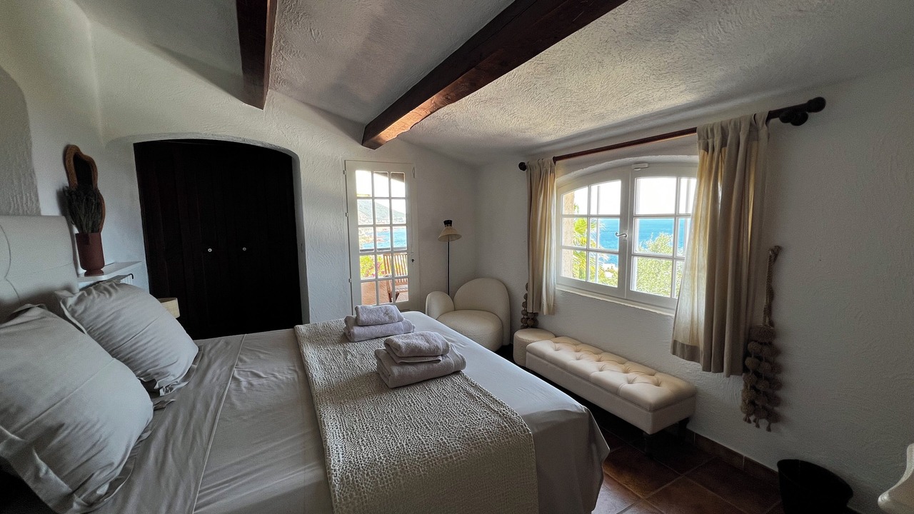 Photo of Bedroom in Antheor