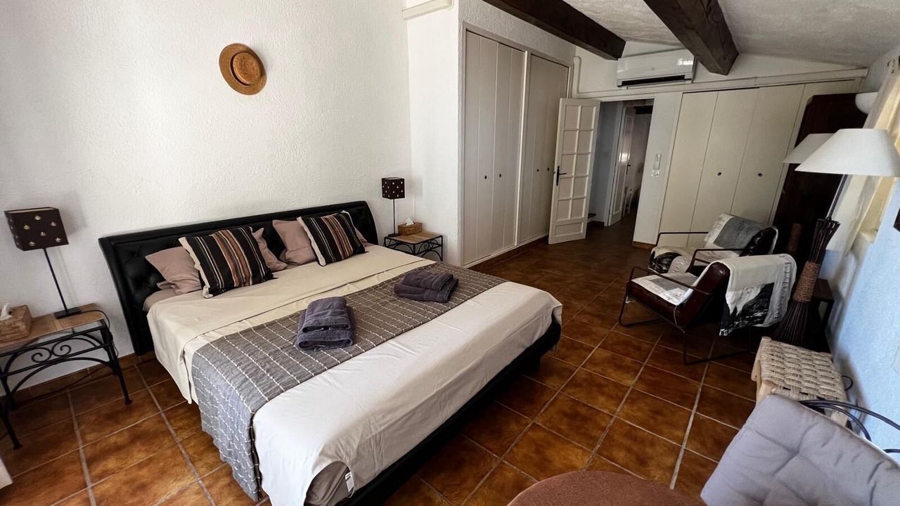 Photo of Bedroom in Antheor