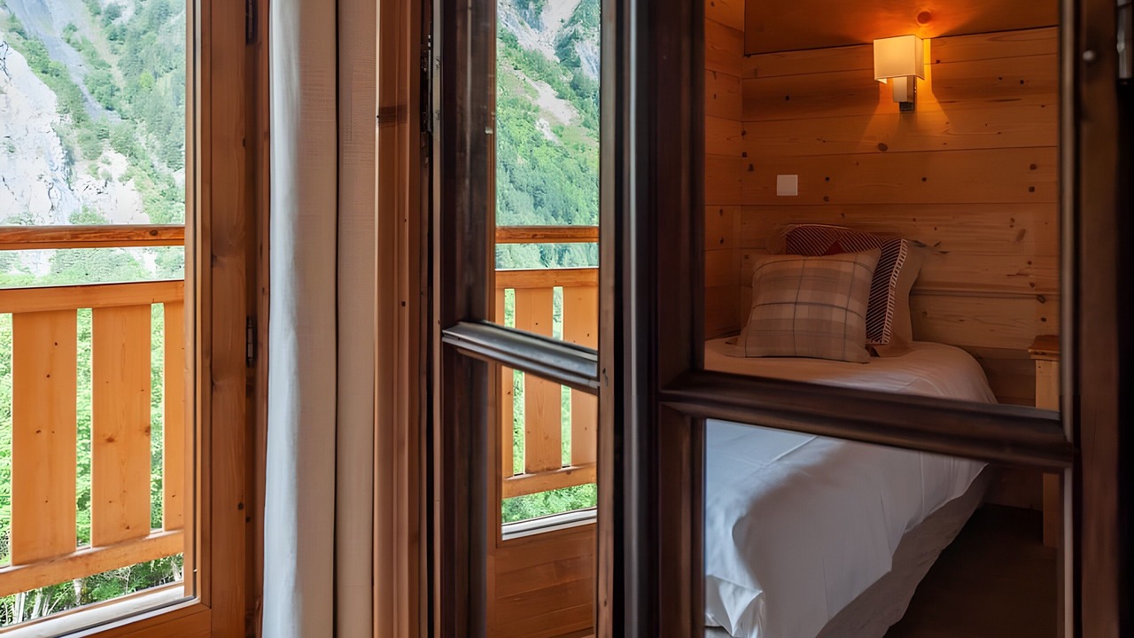 Photo of Bedroom in Les Varcins