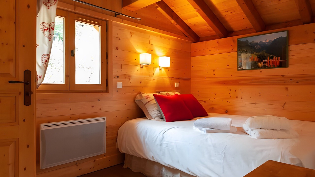 Photo of Bedroom in Les Varcins