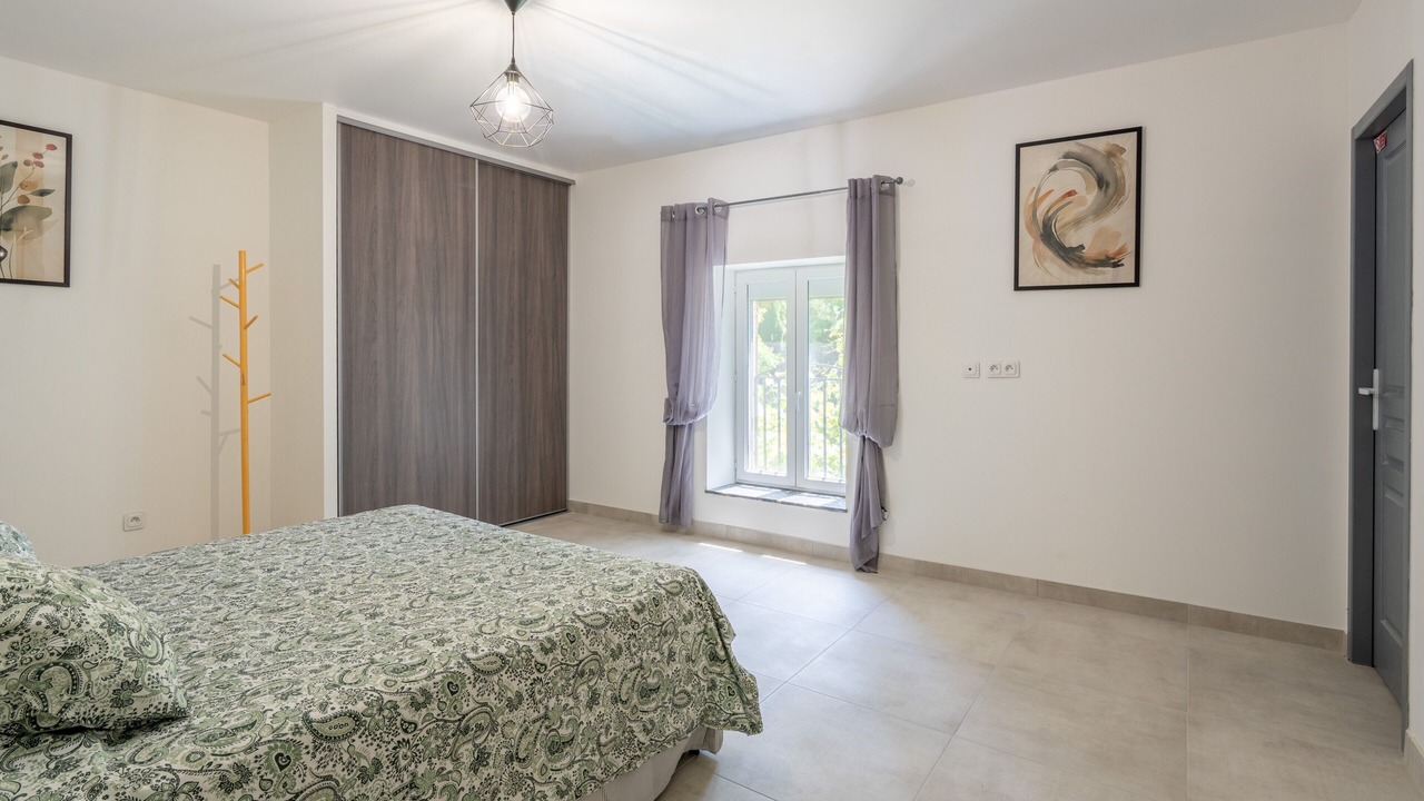 Photo of Bedroom in Jonquieres