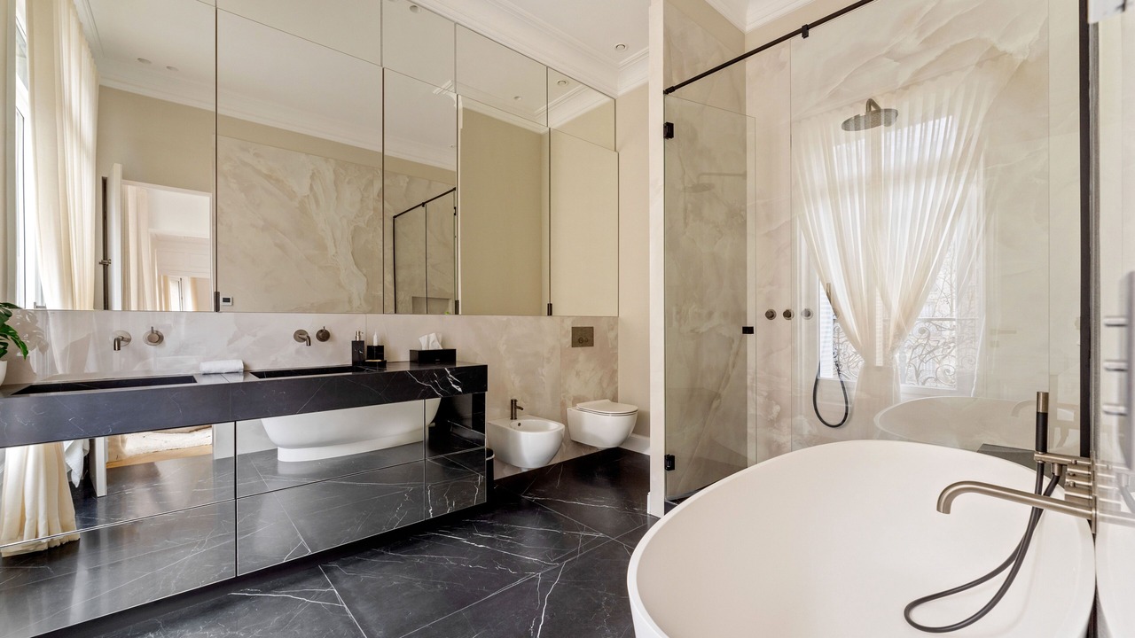 Photo of Bathroom in Champs-Elysees