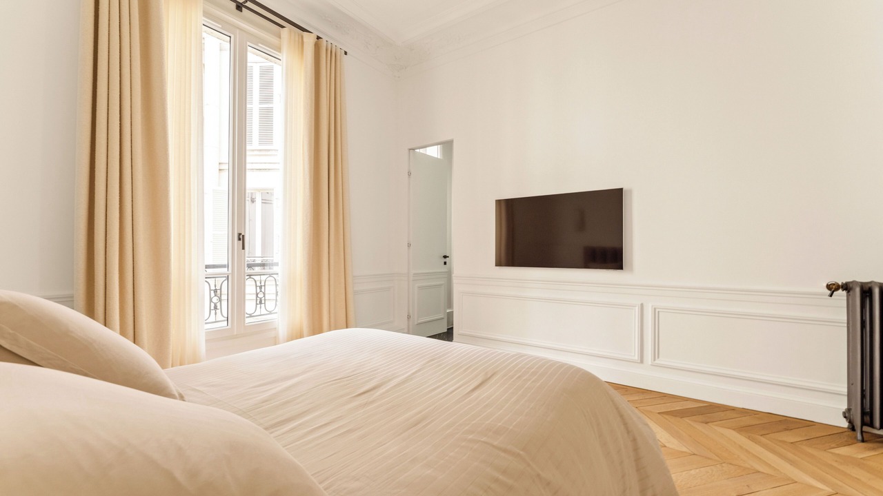 Photo of Bedroom in Champs-Elysees