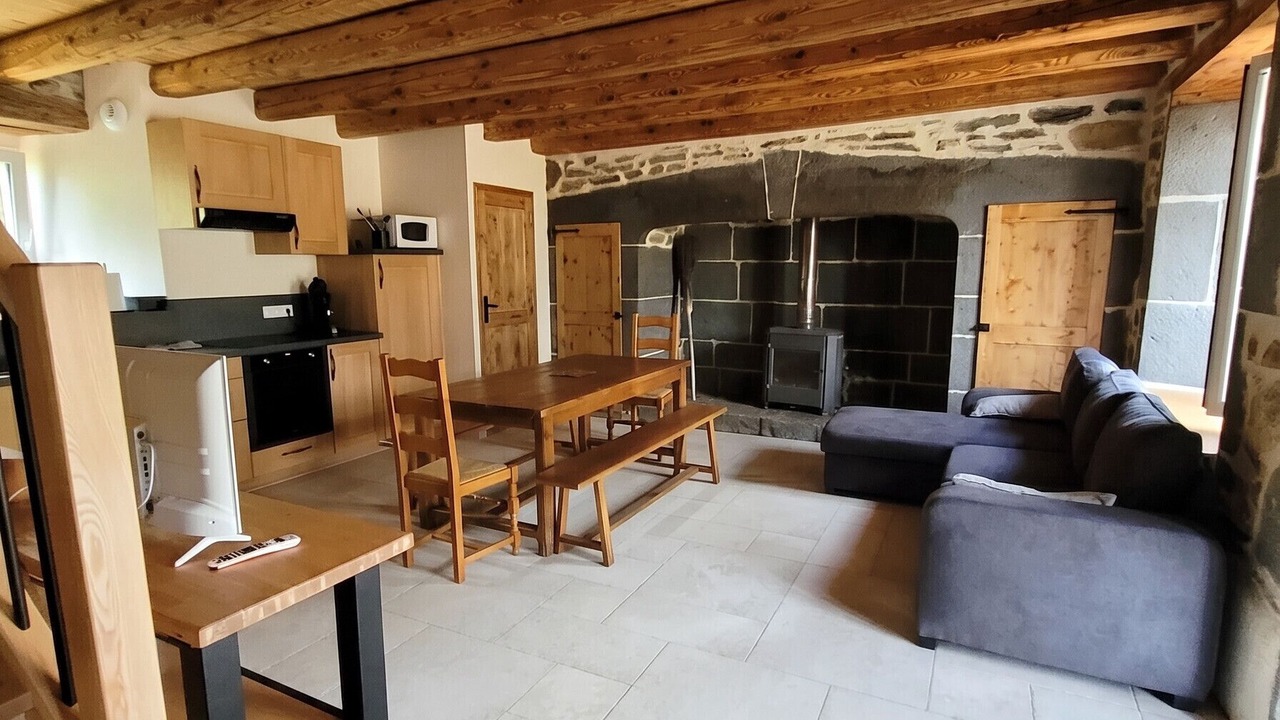 Photo of Livingroom in Alleuze
