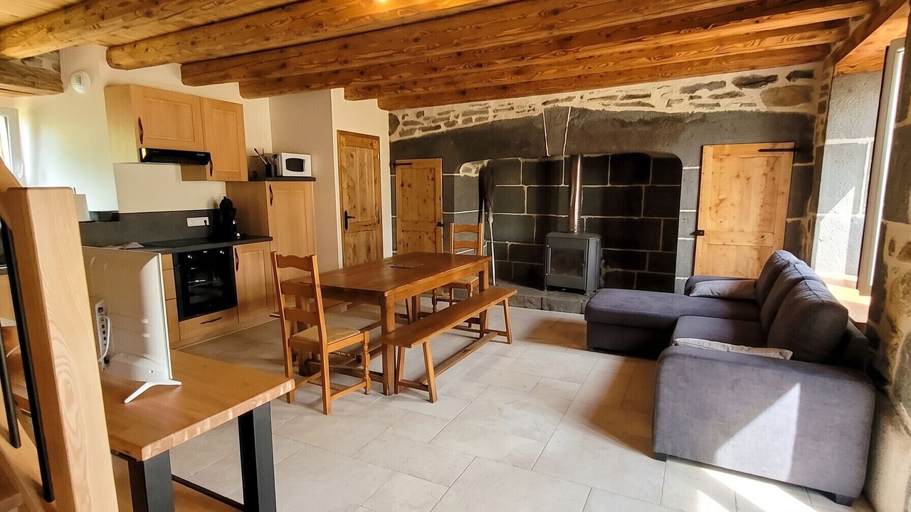 Photo of Livingroom in Alleuze