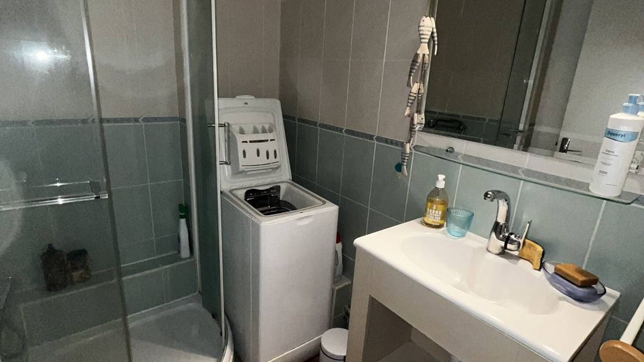 Photo of Bathroom in Le Port