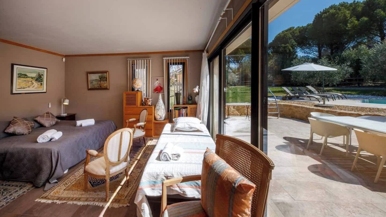 Photo of Bedroom in La Roque-sur-Pernes