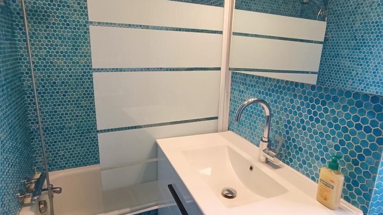 Photo of Bathroom in Cahors