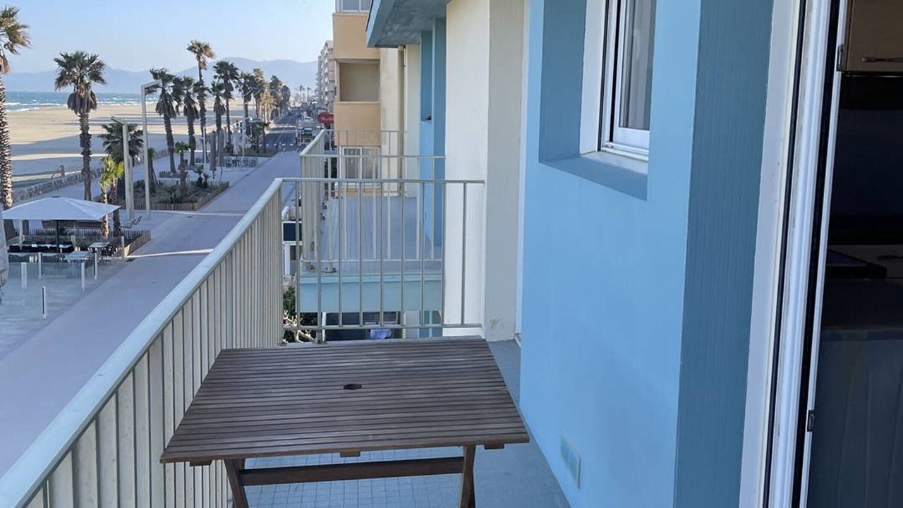 Photo of Outdoor in La Jetee