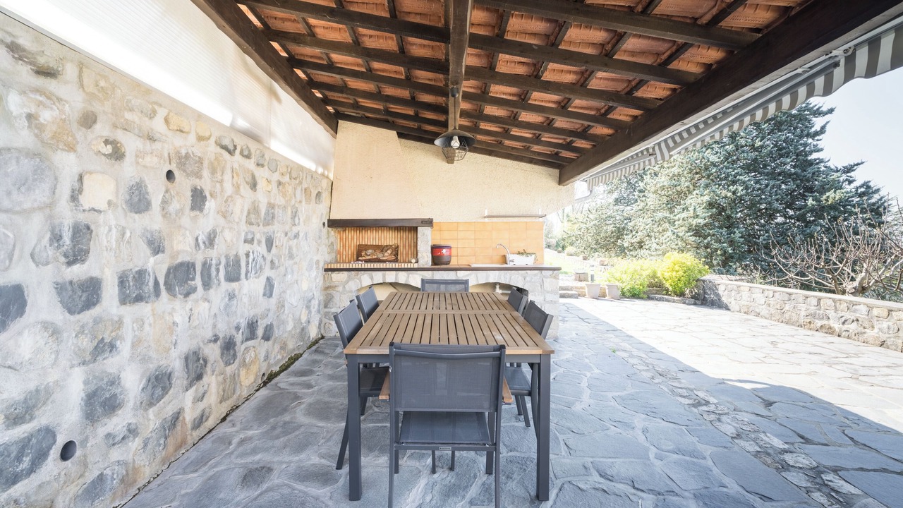 Photo of Outdoor in Sampzon
