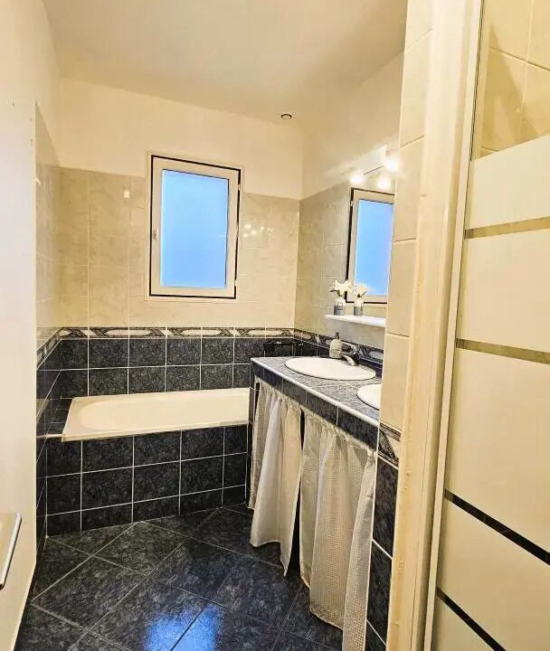 Photo of Bathroom in Meyssac