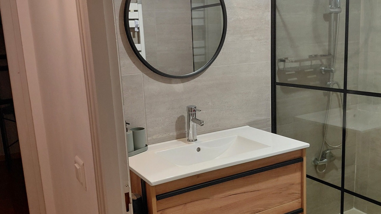 Photo of Bathroom in St.-Remy-de-Provence