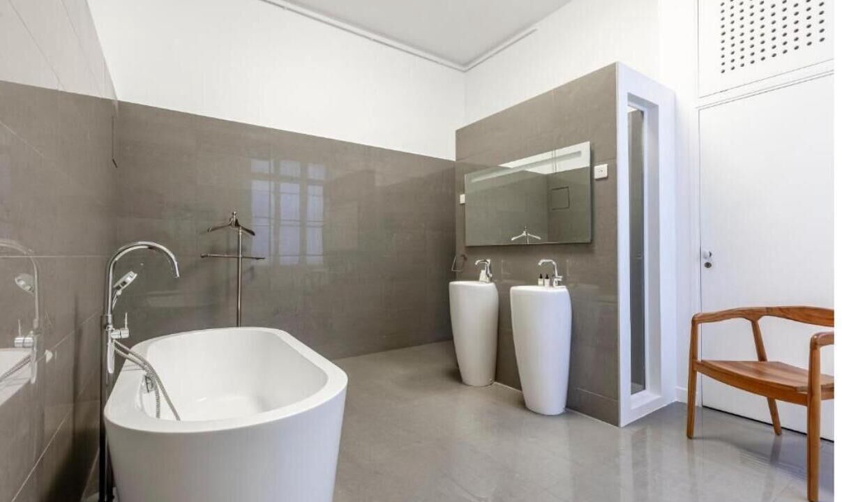 Photo of Bathroom in L'Europe